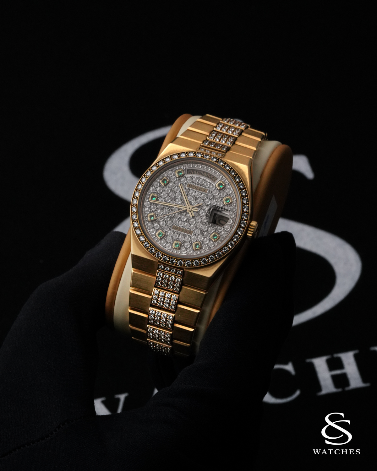 ES Watches Exclusive Collection